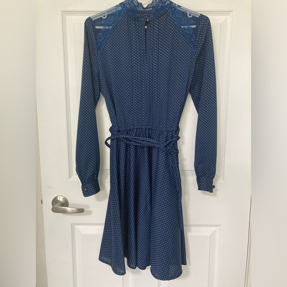 VINTAGE BLUE POLKA DOT DRESS WITH LACE  - Size Small